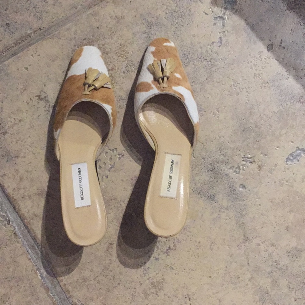 Rare find, like new!!! Bergdorf Goodman shoes